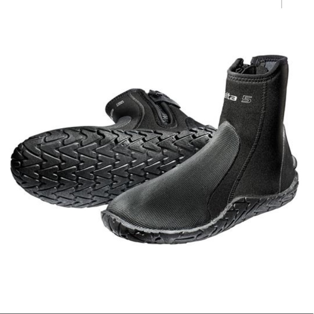 Scubapro Delta Boot Water Shoe 5mm Black Size XS (36-38 or size 6-8)